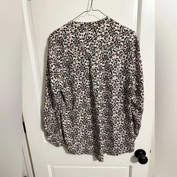 Jones New York Leopard Print Button Down Shirt - Picture 4 of 4